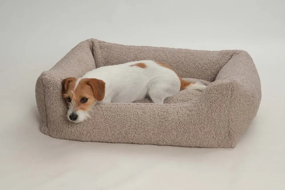 Woof and Snoof hondenbed paddy